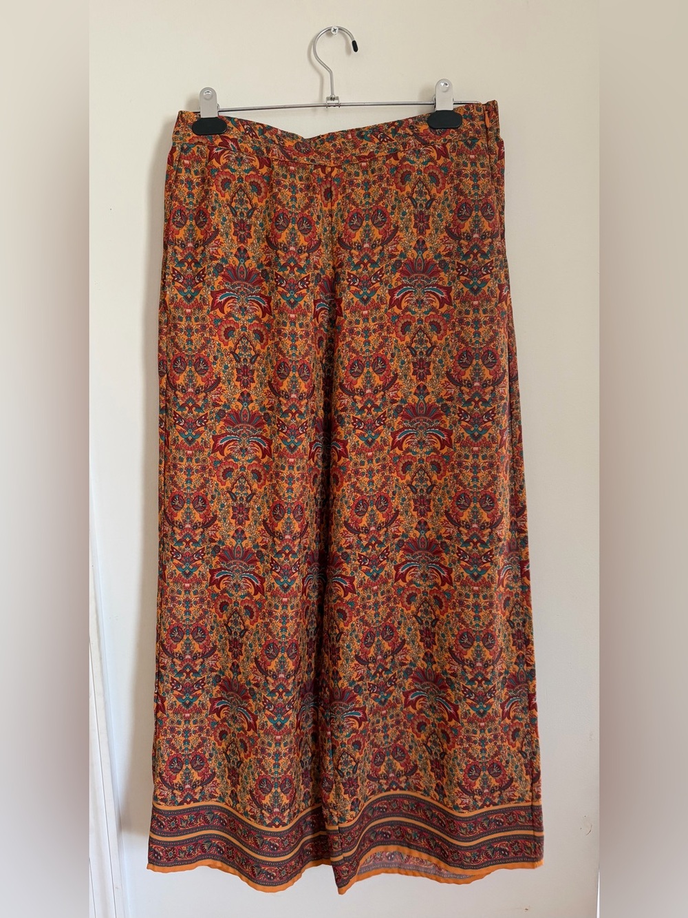Zara Wide-Leg pants